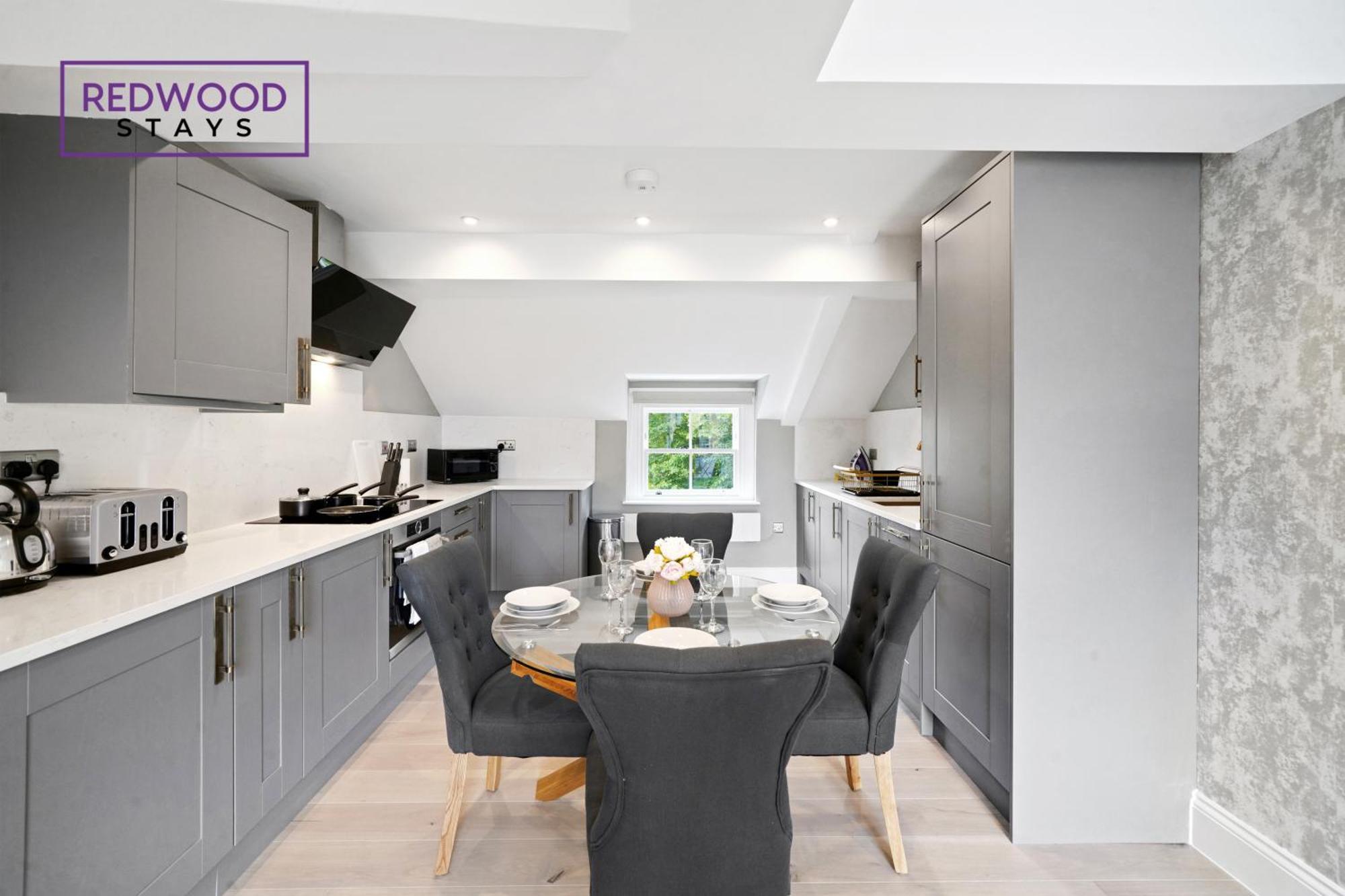 Top Quality 2 Bed 1 Bath Apartments For Contractors By Redwood Stays Reading Kültér fotó