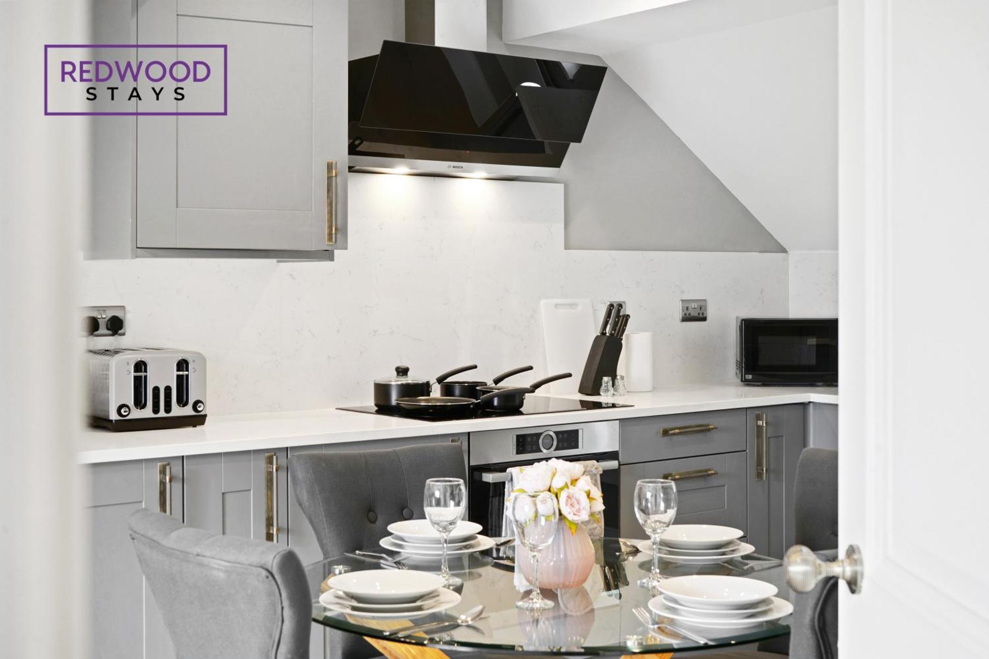 Top Quality 2 Bed 1 Bath Apartments For Contractors By Redwood Stays Reading Kültér fotó